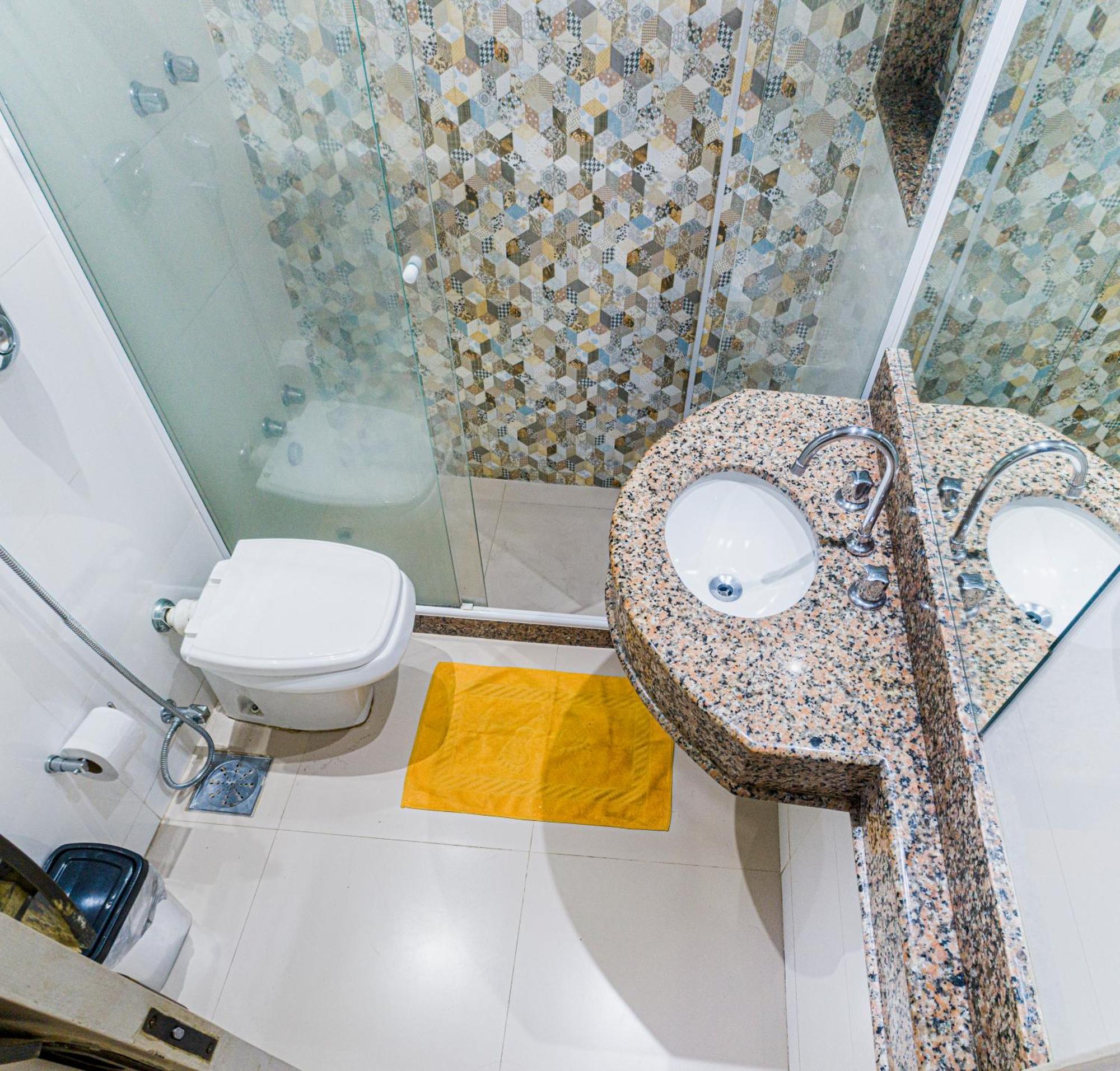 Apartamento Completo Na Praia De Copacabana 02 Quartos Com Vista Lateral Mar Em Andar Alto, Ar, Wifi , Netflix, Pauloangerami Rmvc18 ริโอเดจาเนโร ภายนอก รูปภาพ