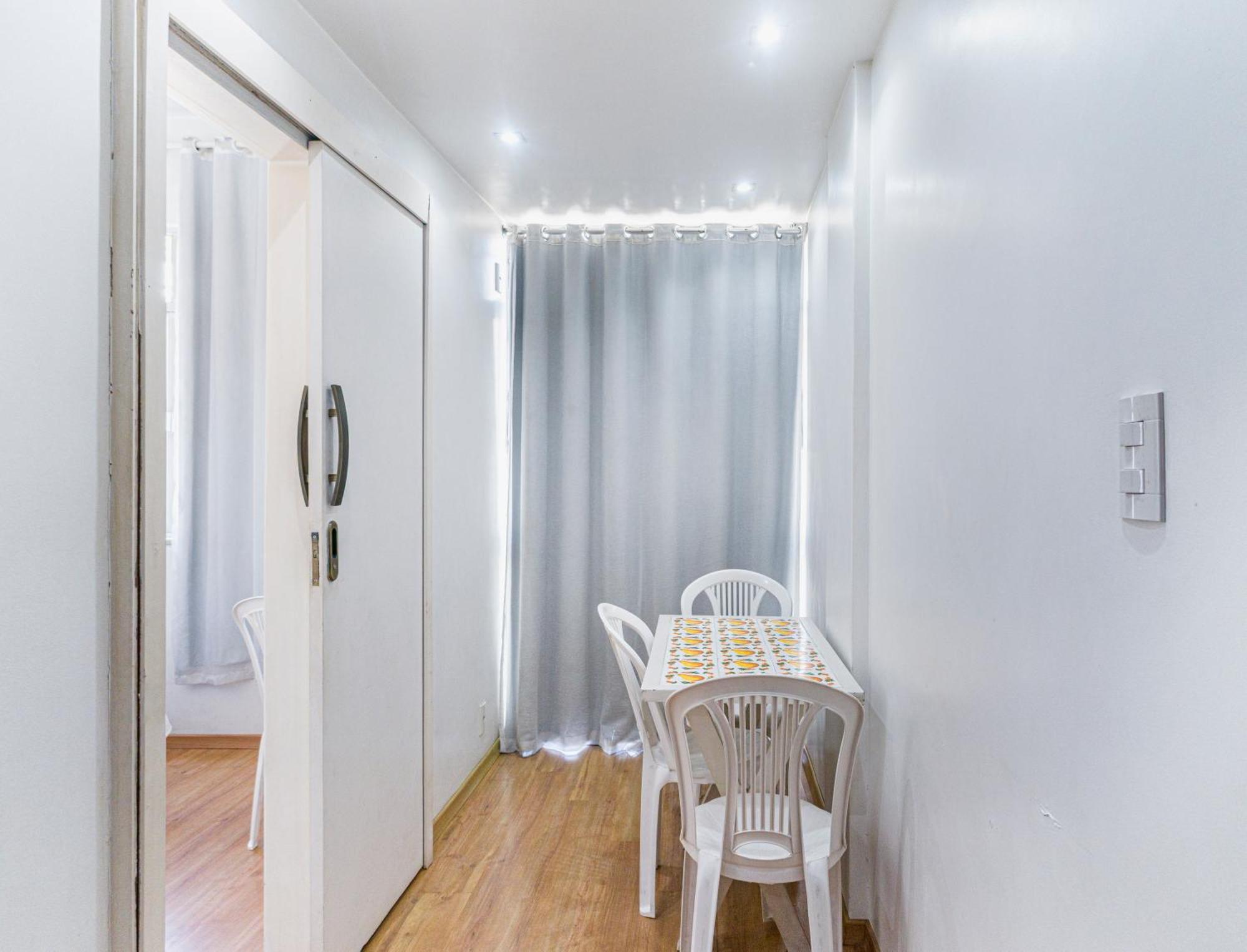 Apartamento Completo Na Praia De Copacabana 02 Quartos Com Vista Lateral Mar Em Andar Alto, Ar, Wifi , Netflix, Pauloangerami Rmvc18 ริโอเดจาเนโร ภายนอก รูปภาพ