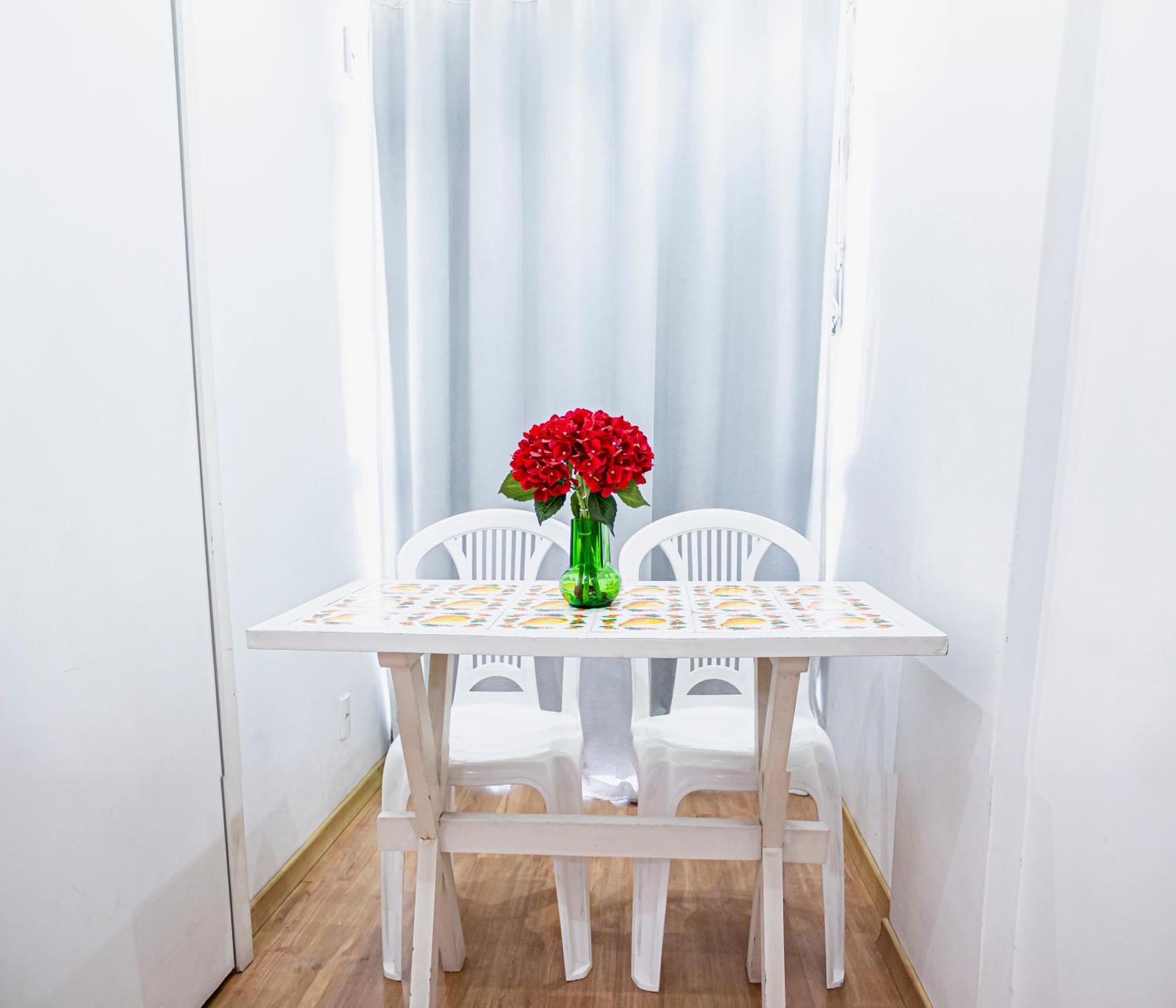 Apartamento Completo Na Praia De Copacabana 02 Quartos Com Vista Lateral Mar Em Andar Alto, Ar, Wifi , Netflix, Pauloangerami Rmvc18 ริโอเดจาเนโร ภายนอก รูปภาพ
