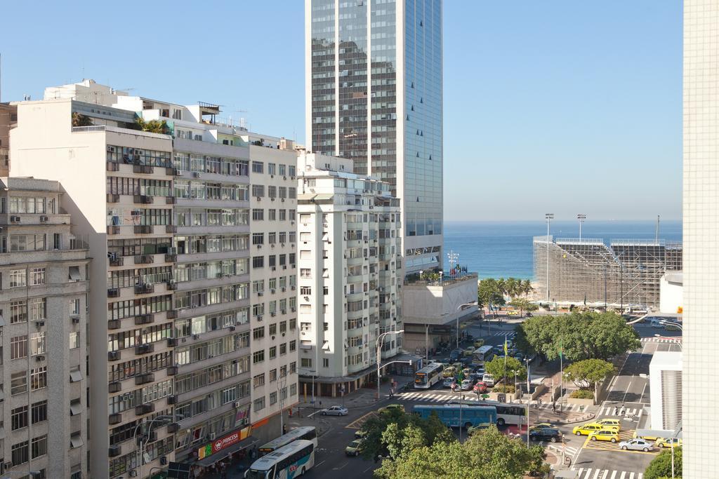 Apartamento Completo Na Praia De Copacabana 02 Quartos Com Vista Lateral Mar Em Andar Alto, Ar, Wifi , Netflix, Pauloangerami Rmvc18 ริโอเดจาเนโร ภายนอก รูปภาพ